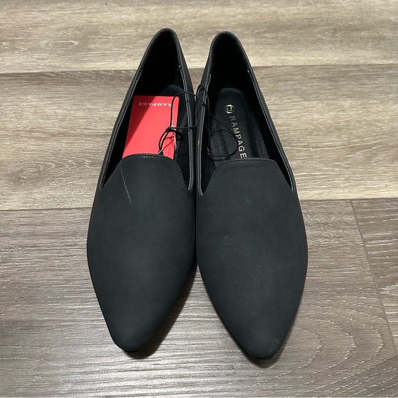 Women’s Rampage Black Pointed Toe Flats - Picture 2 of 5